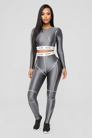 An Infinite Feeling Active Set - Grey