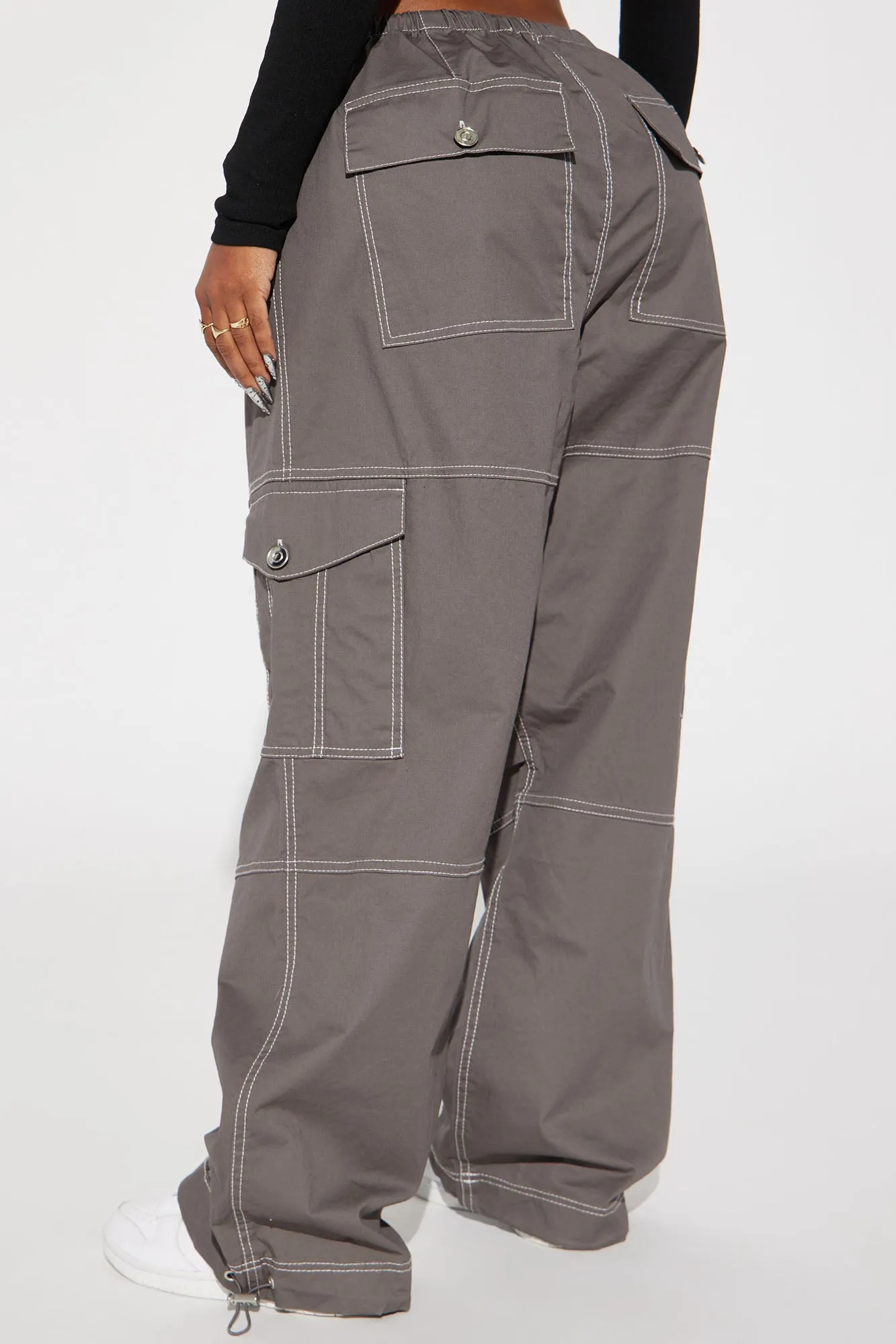 Back Outside Contrast Stitch Parachute Pant - Charcoal