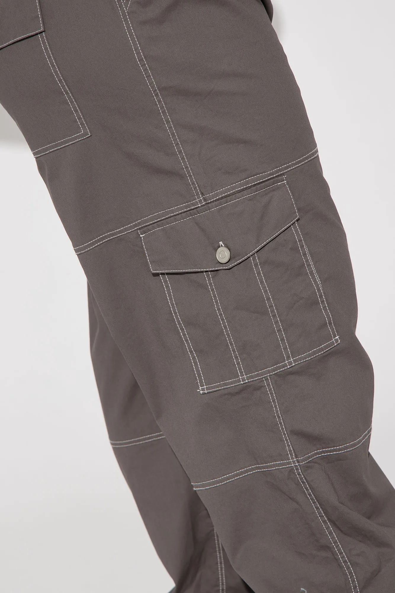 Back Outside Contrast Stitch Parachute Pant - Charcoal