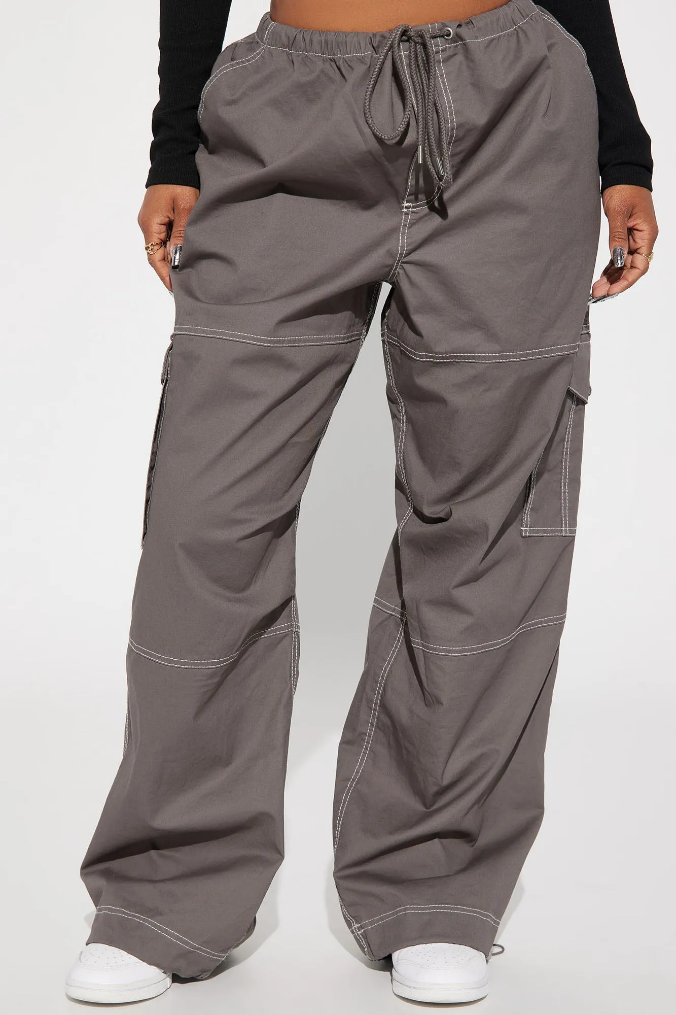 Back Outside Contrast Stitch Parachute Pant - Charcoal