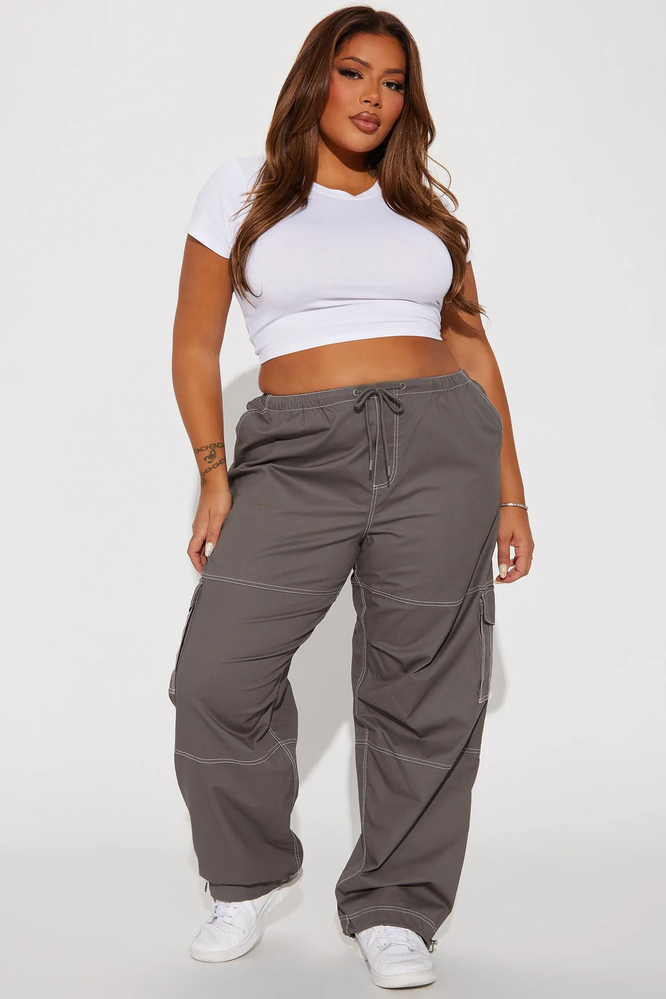 Back Outside Contrast Stitch Parachute Pant - Charcoal