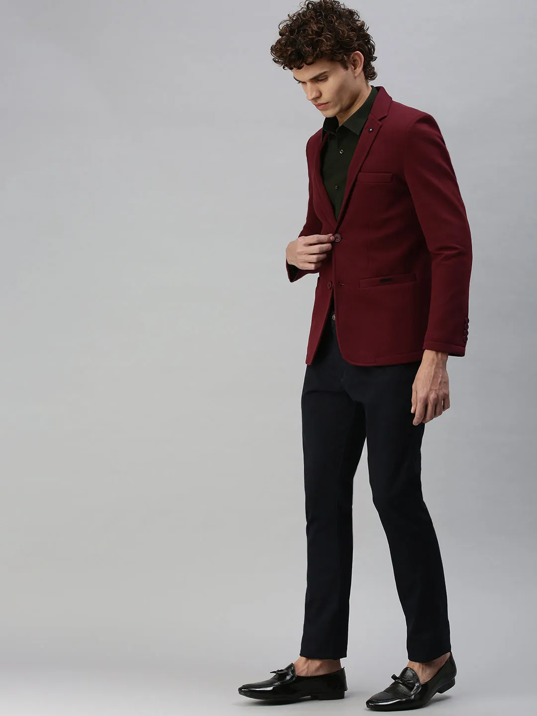 Men Maroon Solid Casual Single-Breasted Slim-Fit Blazer